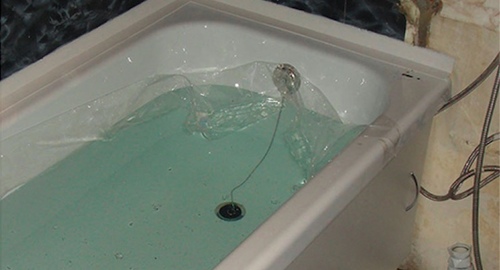 Установкой акрилового вкладыша | Михайлов